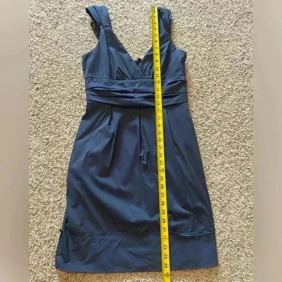 BCBG Women’s Maxazria Party Dress Navy Blue size 4 - Picture 10 of 14